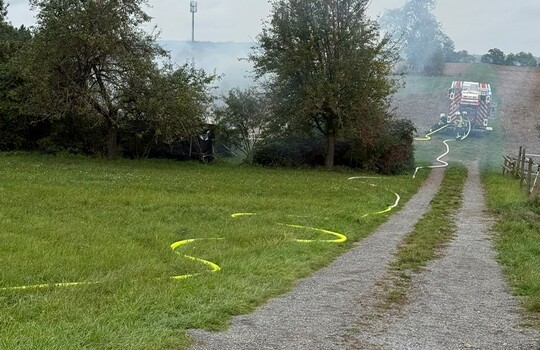 Teaserbild der Einsatzmeldung: B2 - Feuer/Rauch Gartengrundst&uuml;ck (GLFI 1 / <10qm)