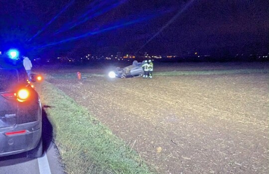 Teaserbild der Einsatzmeldung: H1.0 - VU unkl. Lage Pkw
